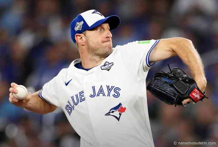 Blue Jays pitcher, future hall of famer to make start for Vancouver Canadians: report