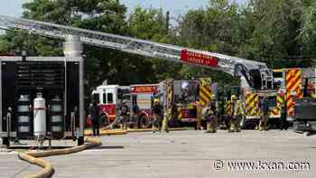 Austin Fire responds to building fire in south Austin