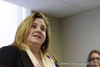 Audit finds NY's domestic violence hotline calls often unanswered