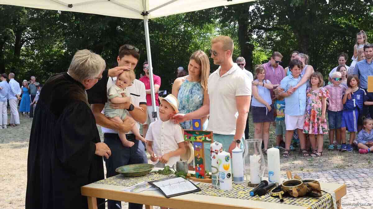 Erstes Tauffest an der Loisach: 200 Gäste und neun Täuflinge feiern gemeinsam