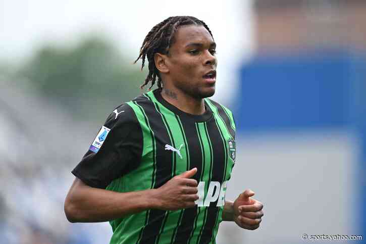Report Laurienté in Besiktas talks, Sassuolo demand €30m