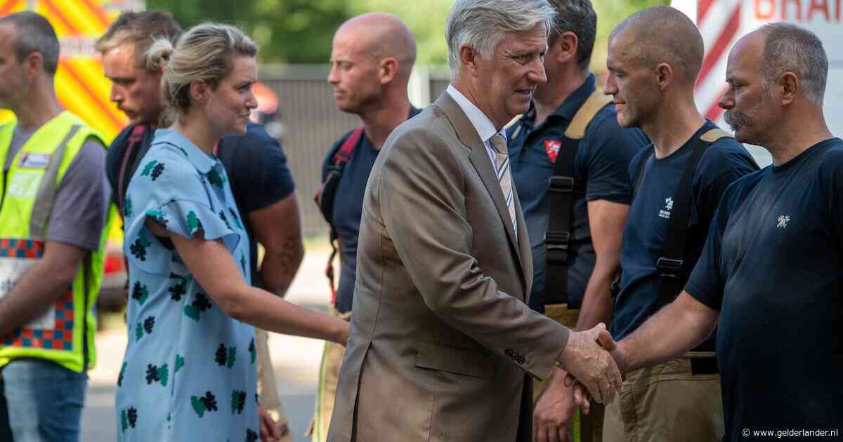 Dodental door flatbrand Antwerpen naar beneden bijgesteld, Belgische koning bezoekt rampplek
