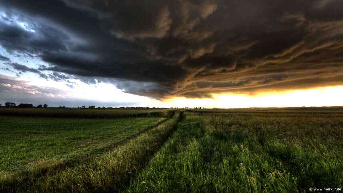 „Starke Gewitter“ toben in Bayern – Sturmböen, Starkregen und Hagel fegen übers Land