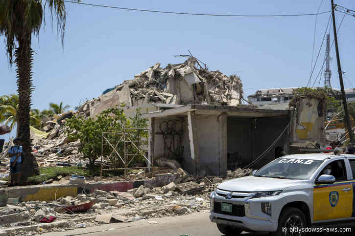 Ecuador envía segundo cargamento de ayuda humanitaria para afectados por terremotos en Venezuela