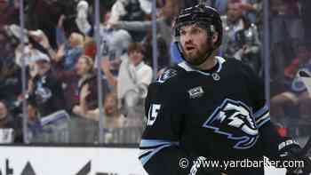 Predators Sign Alex Kerfoot to 2-Year Contract With $3.5 Million AAV
