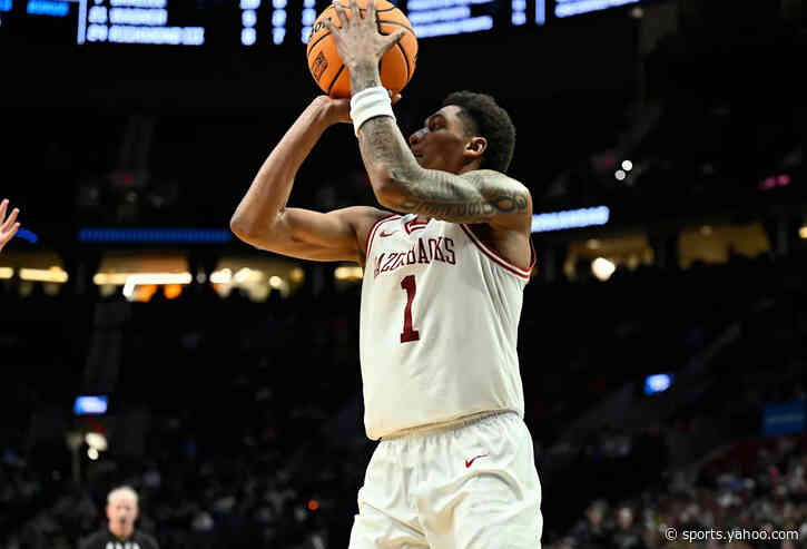 Cavs sign rookie Meleek Thomas to a four-year deal