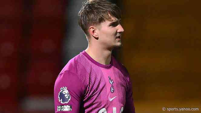 Boreham Wood make three signings