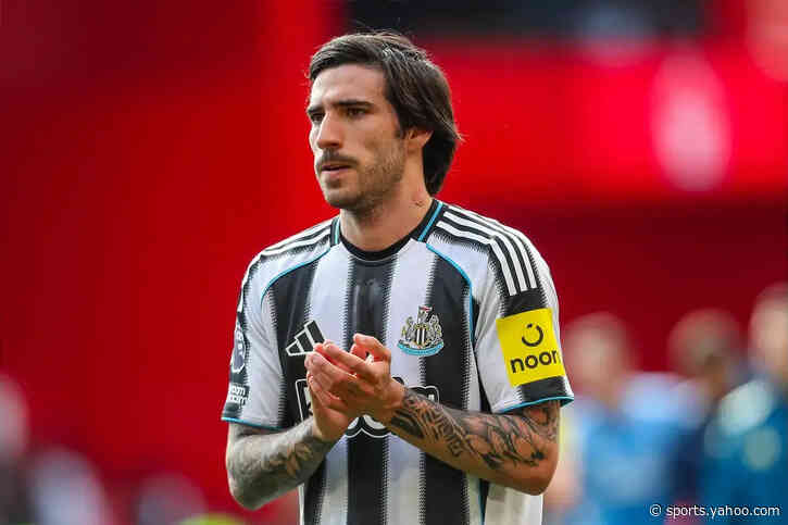 Tottenham beat Manchester City in £100 million midfielder transfer chase