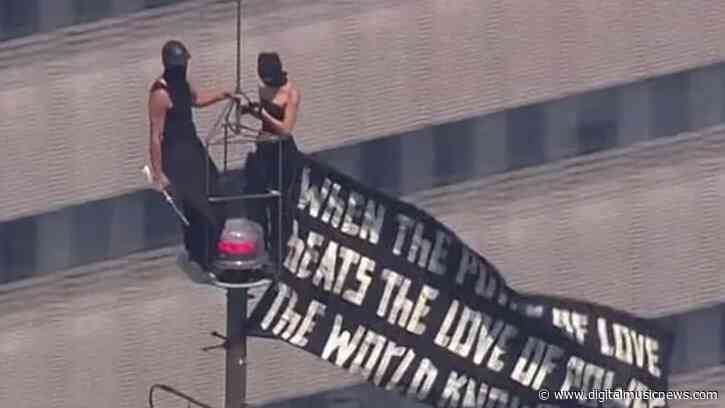 A Quote Mistakenly Attributed to Jimi Hendrix Is Now Atop the Empire State Building—But the Hendrix Estate Isn’t Complaining