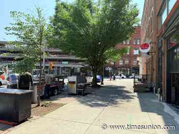 Albany’s Riilaxx Tavern is closed, hopes to relocate