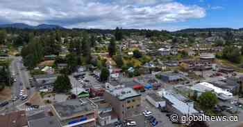 Powell River residents protest encampments as motion to change bylaw is defeated