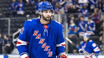Chicago Blackhawks Sign Connor Mackey in Free Agency