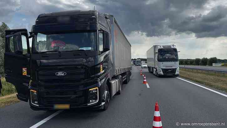 Vrachtwagen stilgevallen op A50, flinke vertraging richting Arnhem