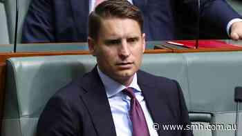 Hastie rules out leaving Liberal Party, says he’ll contest next election