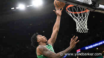 Celtics Re-Sign Amari Williams To Two-Way Deal