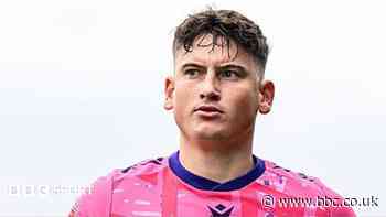 Salford City sign ex-Bromley goalkeeper Long