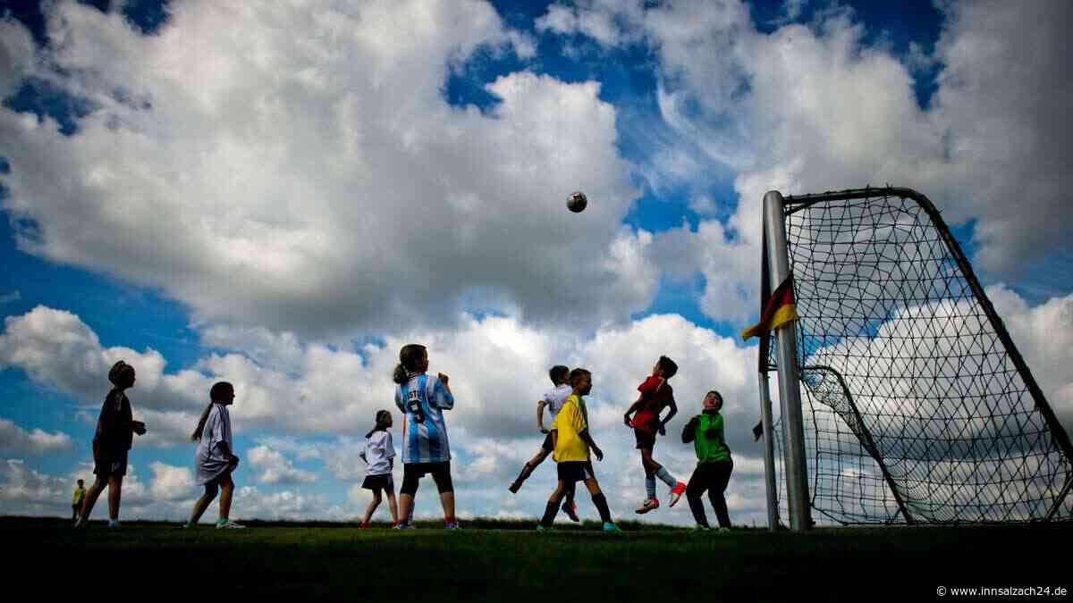 Verdacht auf Kindesmissbrauch erschüttert Fußballverein in Oberbayern: Mann in U-Haft