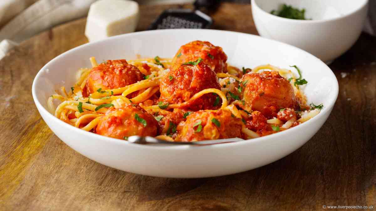 I made 5 Lidl family meals for under £20 - here's what I made