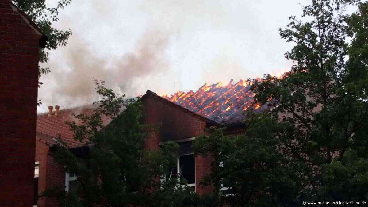 Dachstuhlbrand in Krankenhaus: Mindestens 20 Verletzte