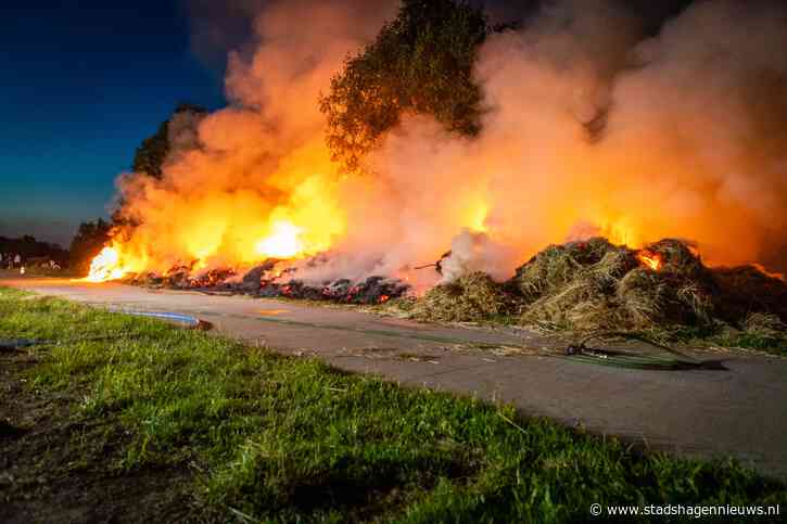 Berg maaiafval vat vlam bij Milligerplas