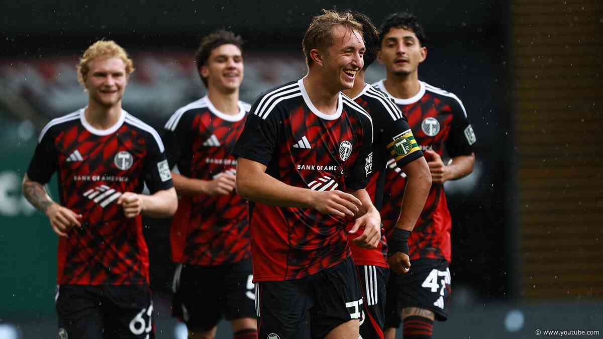 GOAL | Eric Izoita tallies a golazo for T2 against Earthquakes II