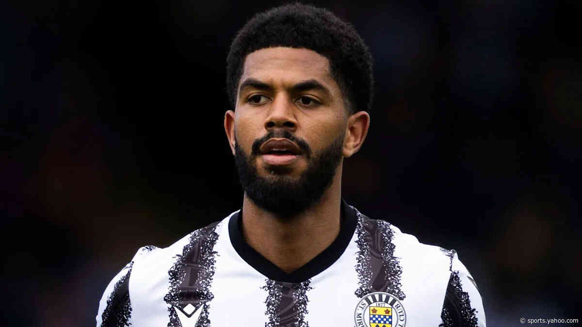 Defender Freckleton leaves St Mirren for LASK