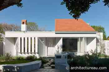 Cottesloe House by Vokes and Peters with Sam Carter