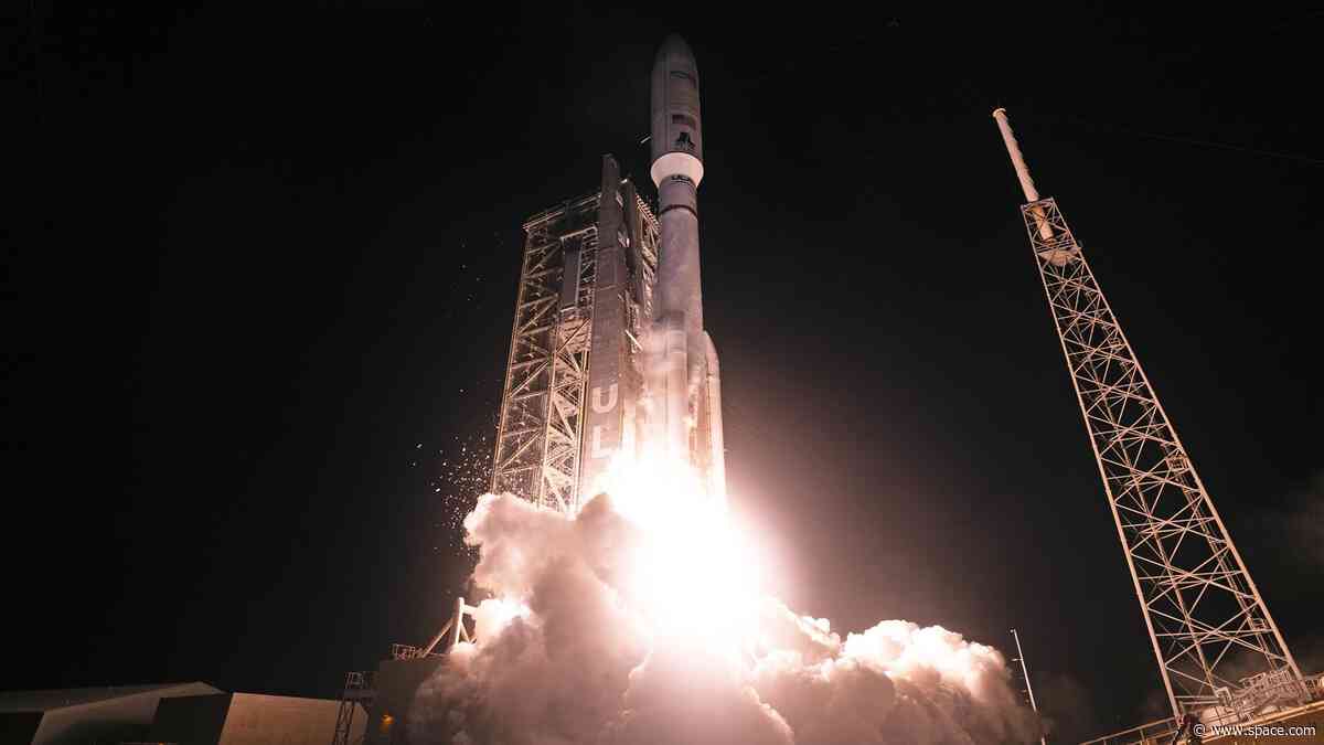 Atlas V rocket launches 29 Amazon Leo broadband satellites to orbit from Florida (video)