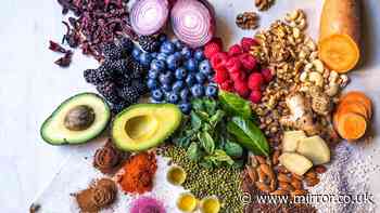 Dietitian lists foods you can eat to avoid 'dangerous' inflammation