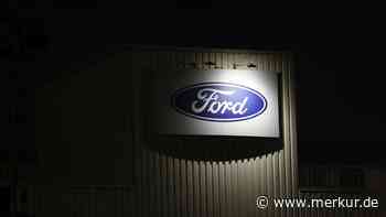 „Graue Bärte“ gegen KI: Warum Ford 350 entlassene Ingenieure zurückholen muss