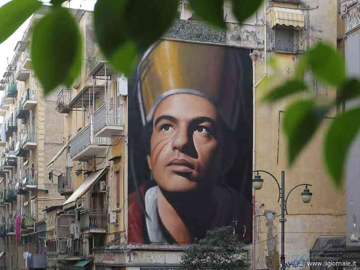 GCDS torna a Napoli per celebrare dieci anni di storia insieme a Ploom con il restauro di San Gennaro