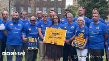 Coastguard volunteers protest against payment cuts