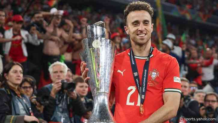 'We want to win World Cup for him' - Portugal carry Jota's memory