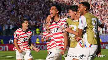 U.S. beats Bosnia-Herzegovina 2-0 to advance to round of 16