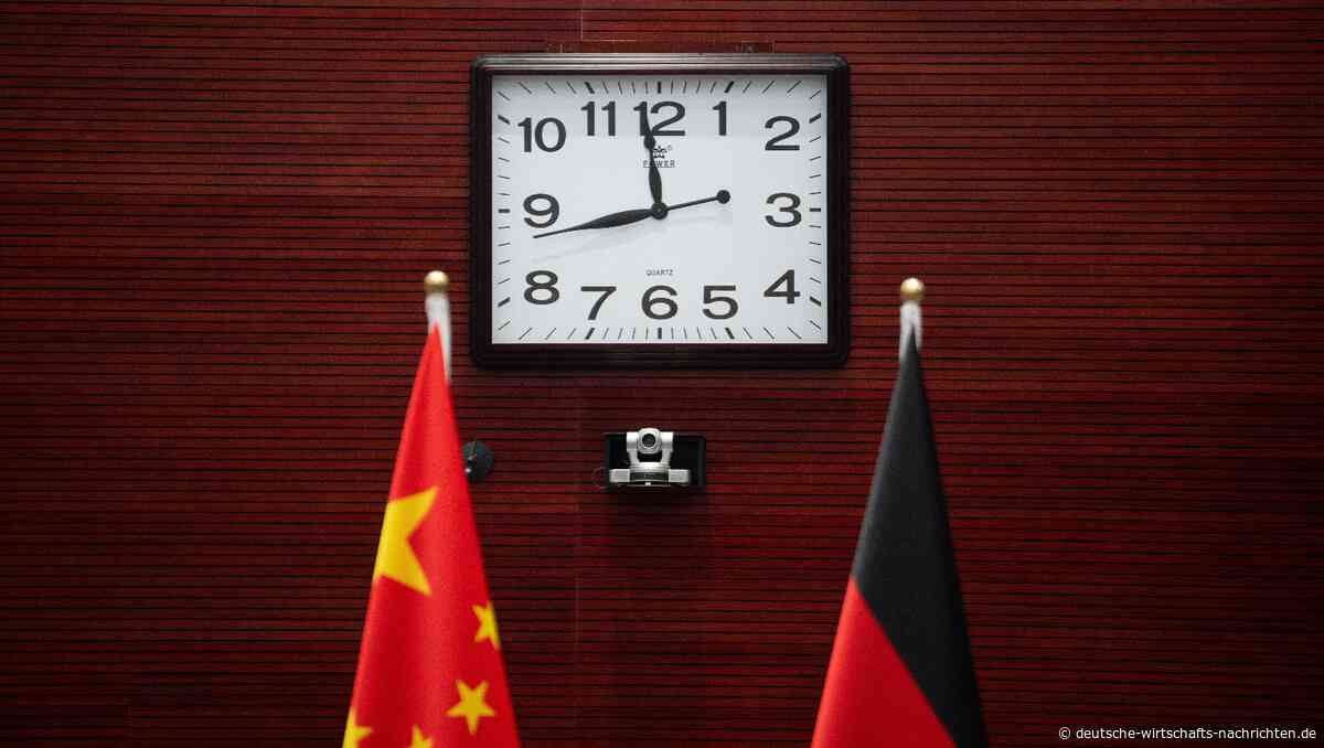 China-Politik: Bundesregierung kündigt härteren Kurs an