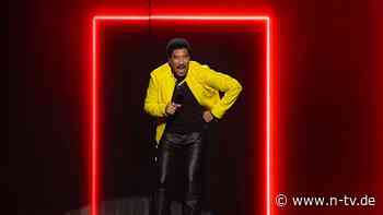 Nach Schwindelanfall : Lionel Richie steht nach Klinikaufenthalt wieder auf der Bühne
