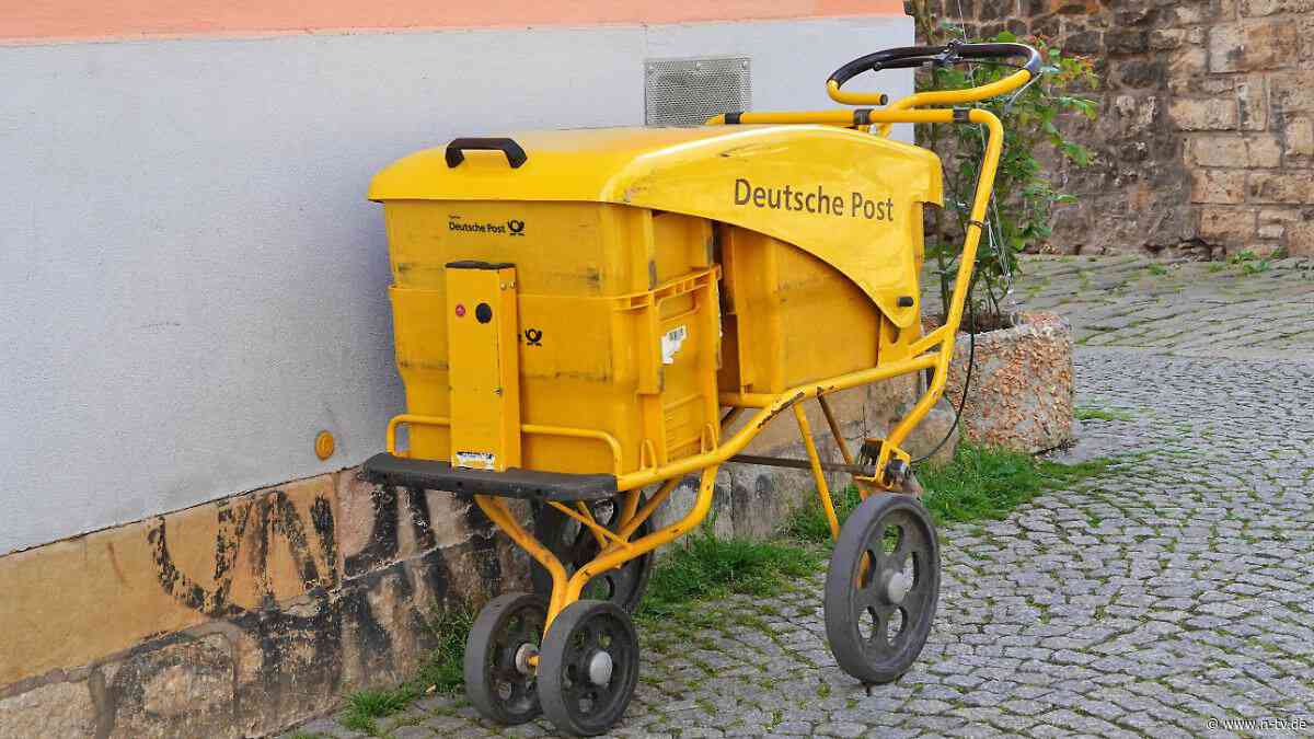 Mitbewerber jubeln: Klingbeil will der Post wohl umstrittenen Steuervorteil streichen