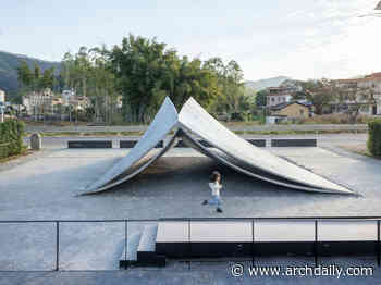 Pages Afloat / f-a-n architects