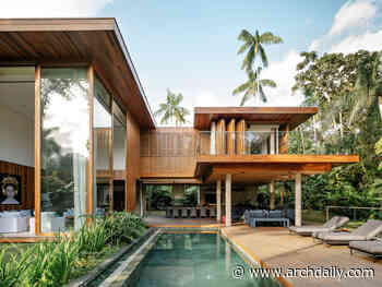 Iporanga Beach House / DB Arquitetos
