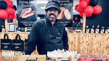 Minister defends taxes as comedian's bakery closes