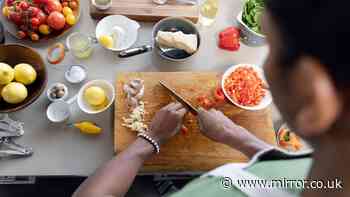 Help fend off dementia by making doctor-approved change to diet
