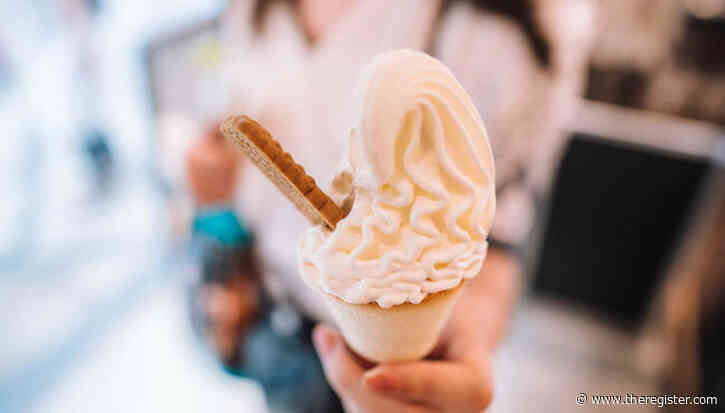 Vim text editor game teaches you keyboard shortcuts with ice cream delivery