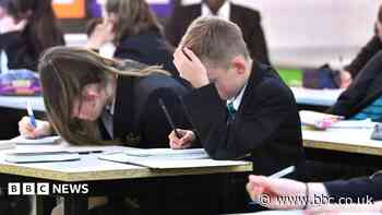 Exam board sorry for delay to Sats results in England