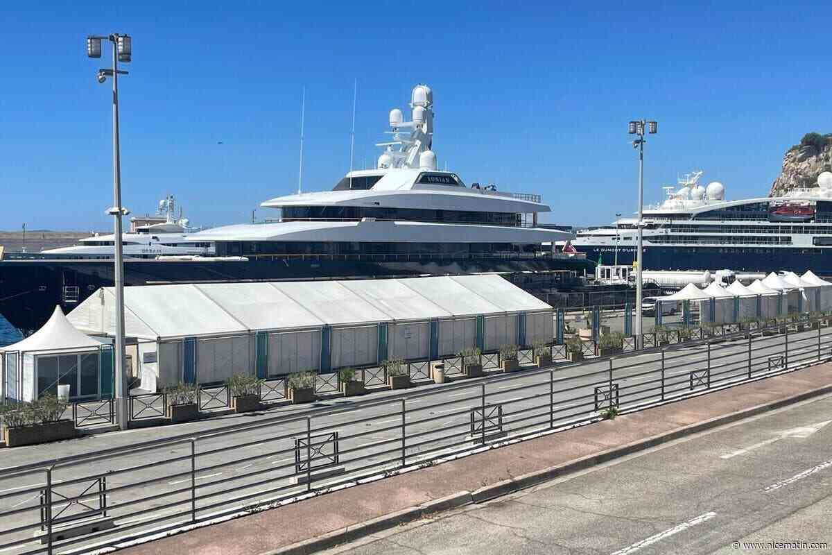 À qui appartient cet impressionnant yacht aperçu à Nice ?
