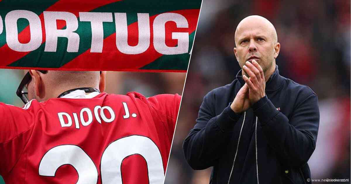 Arne Slot, een jaar na drama rond Diogo Jota: ‘Het is heel emotioneel om te zien hoe Portugal hem eert’