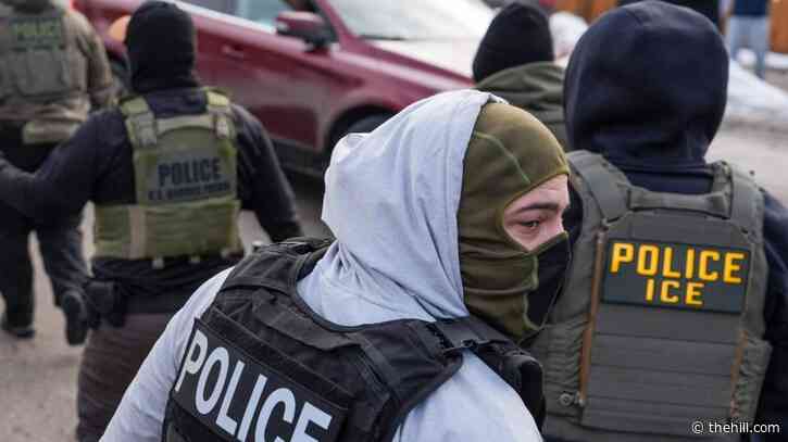 Judge blocks Philadelphia from enforcing mask ban against federal law enforcement officers