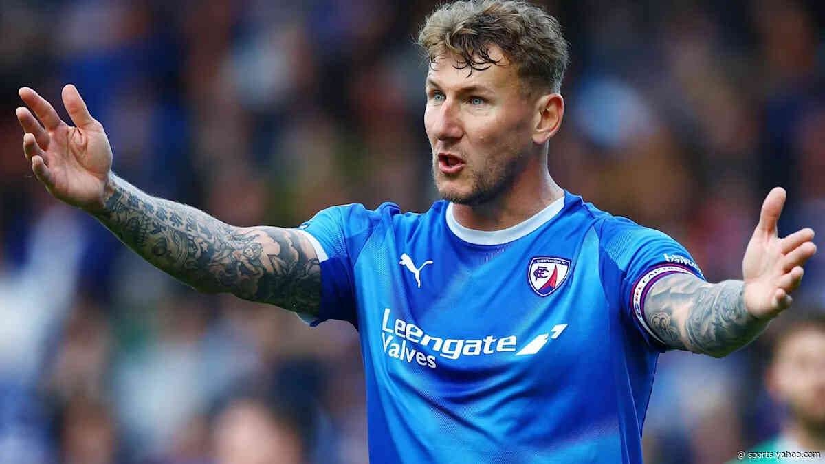 Spireites sign Simpson as McFadzean extends deal