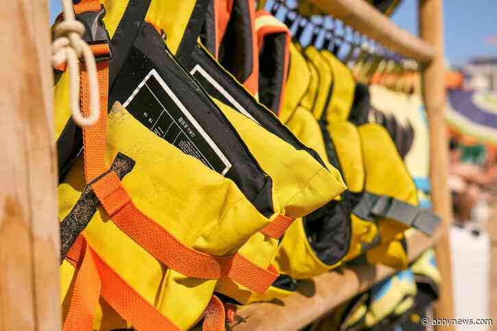 British Columbians reminded to use life jackets amid recent drowning deaths