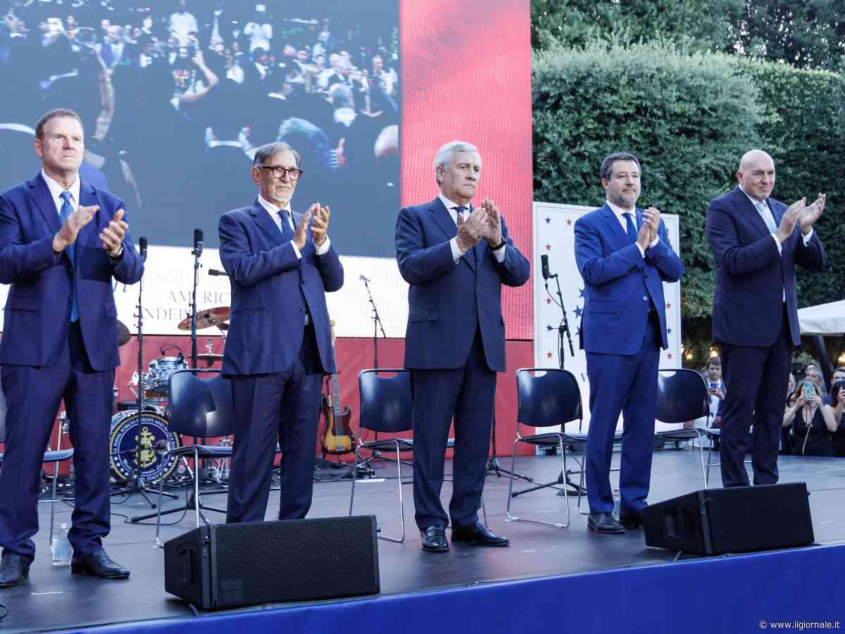 La festa Usa a Roma dopo lo scontro con Trump. Tajani: "Amicizia tra i nostri Paesi più forte di qualsiasi polemica"