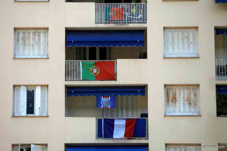 Dans ce quartier de Menton, la « battle » des drapeaux fait rage entre Français et Portugais à l’occasion de la Coupe du monde de football